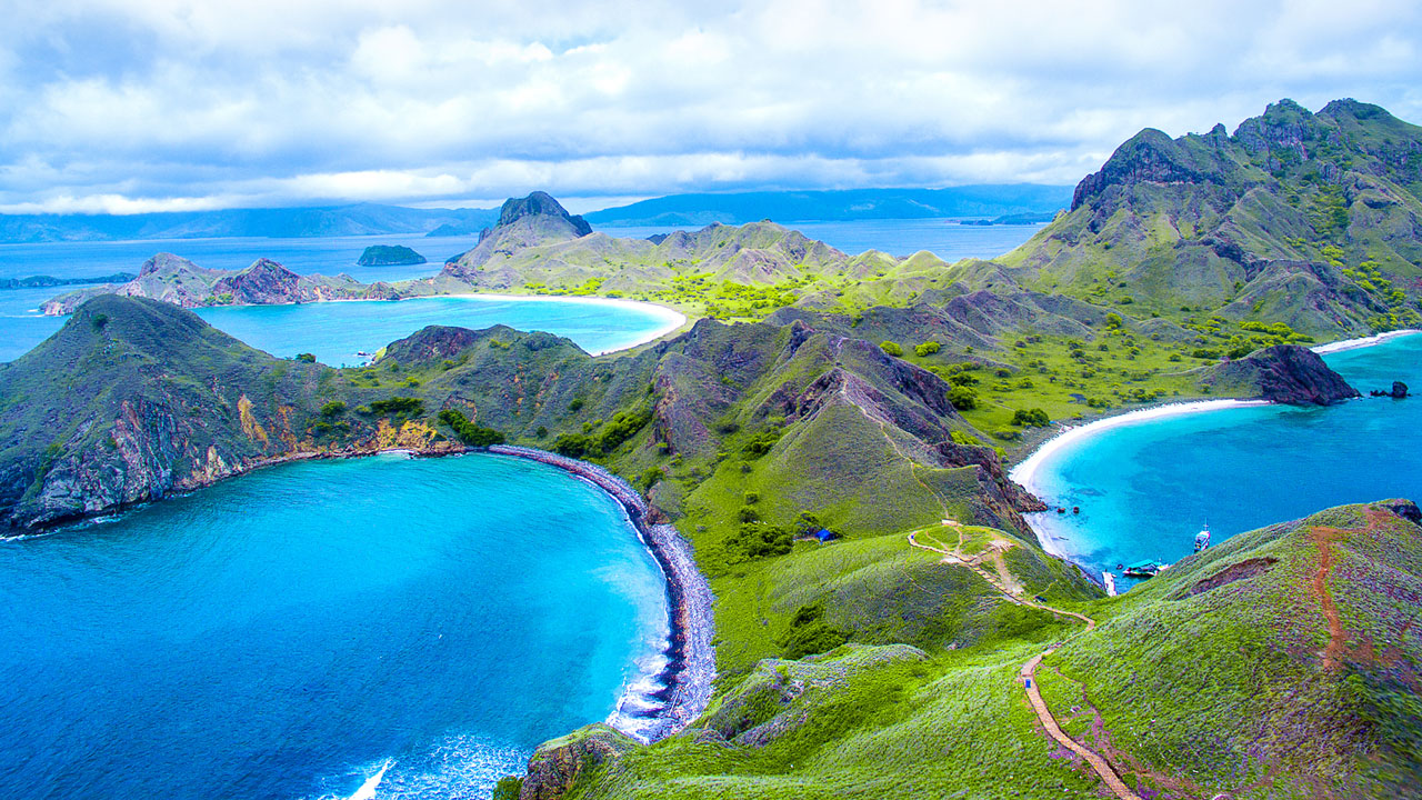 Padar Island Flores Discovery | Organizing Land, Sea, Diving Tours to Komodo and