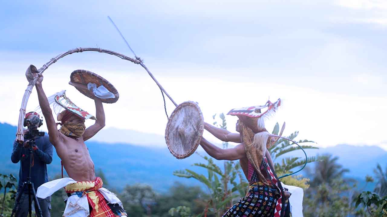 5D4N Full Flores Tour